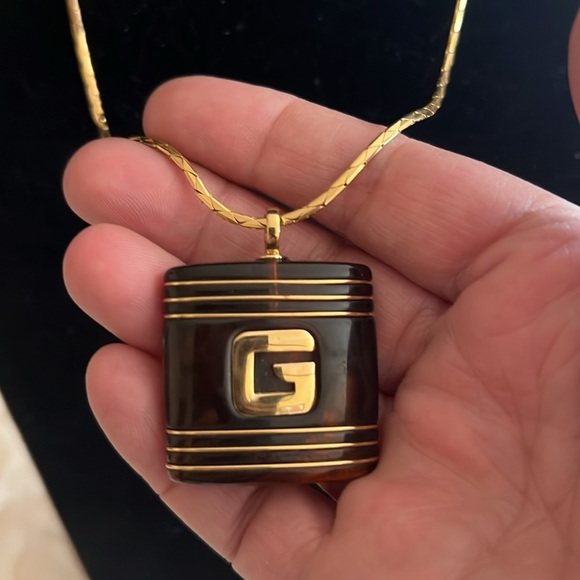 Vintage Givenchy Gold Square Pendant Necklace with Logo - Statement Piece - Picture 2 of 4